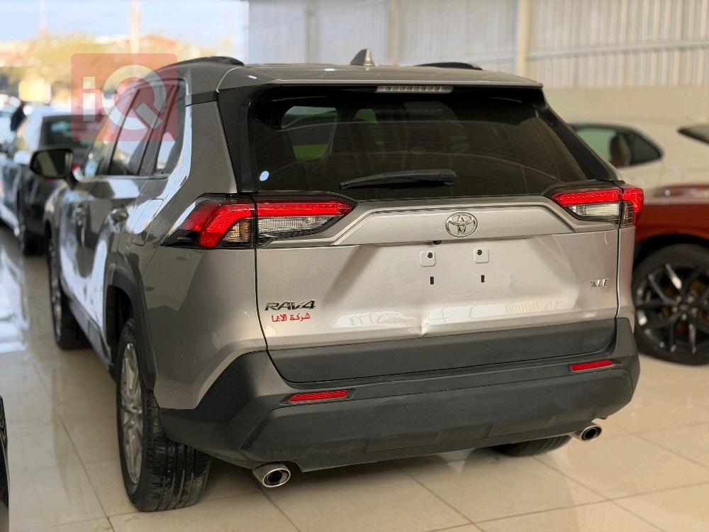 تويوتا راف 4